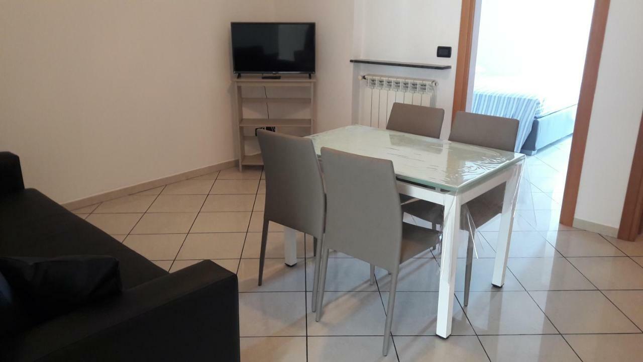 Apartament Residenza Leonarda Vado Ligure Zewnętrze zdjęcie